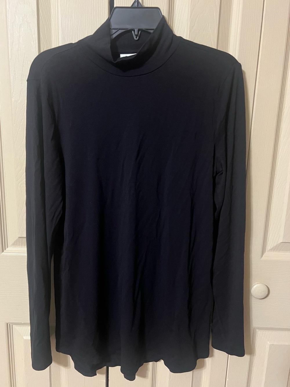 Wonderly Black Long Sleeve Mock Neck Shirt Size Medium